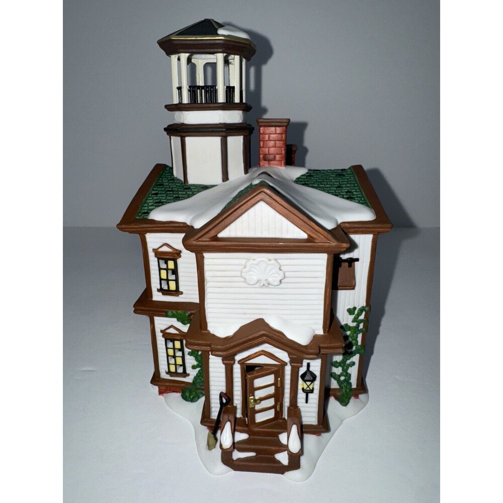 Dept 56 New England Village  "Woodbridge Townhall" Christmas Village 56.56670 - Picture 2 of 12